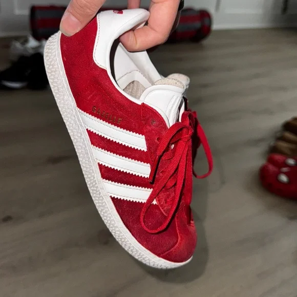 adidas gazelle silver green womens Gazelle Indoor Red White suede j12063– Novus Shoes